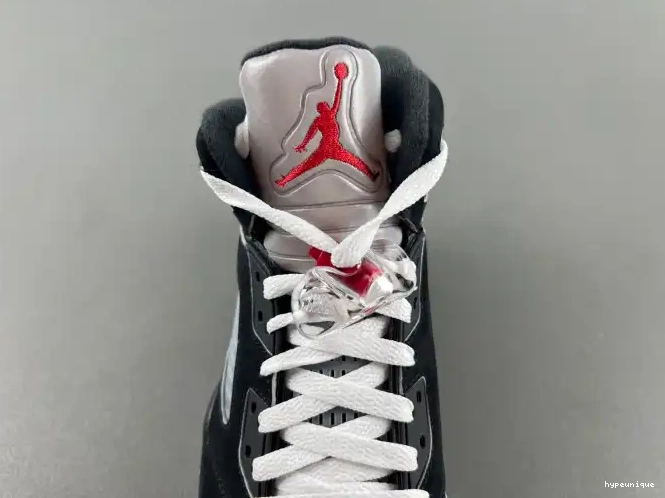 HYPE HF3975-001 Reimagined Black Air Metallic Jordan 5 0617